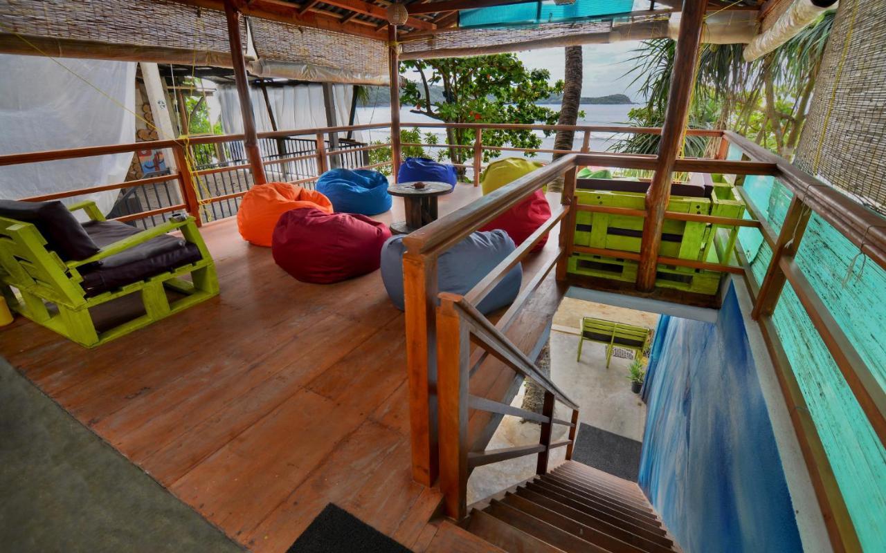 Отель Palm Leaf Surf Cafe Галле Экстерьер фото
